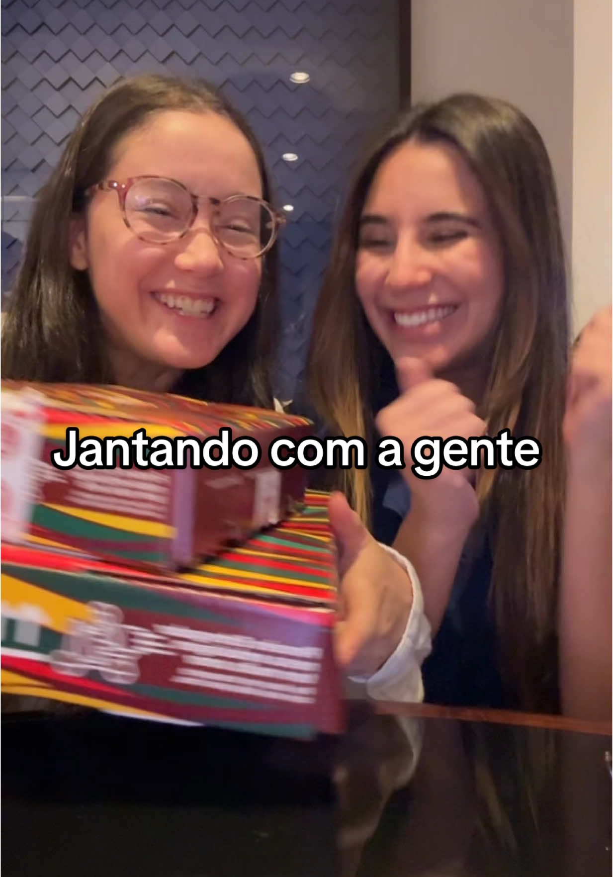 Jantando comigo e com a minha melhor amiga #amiga #jantar 