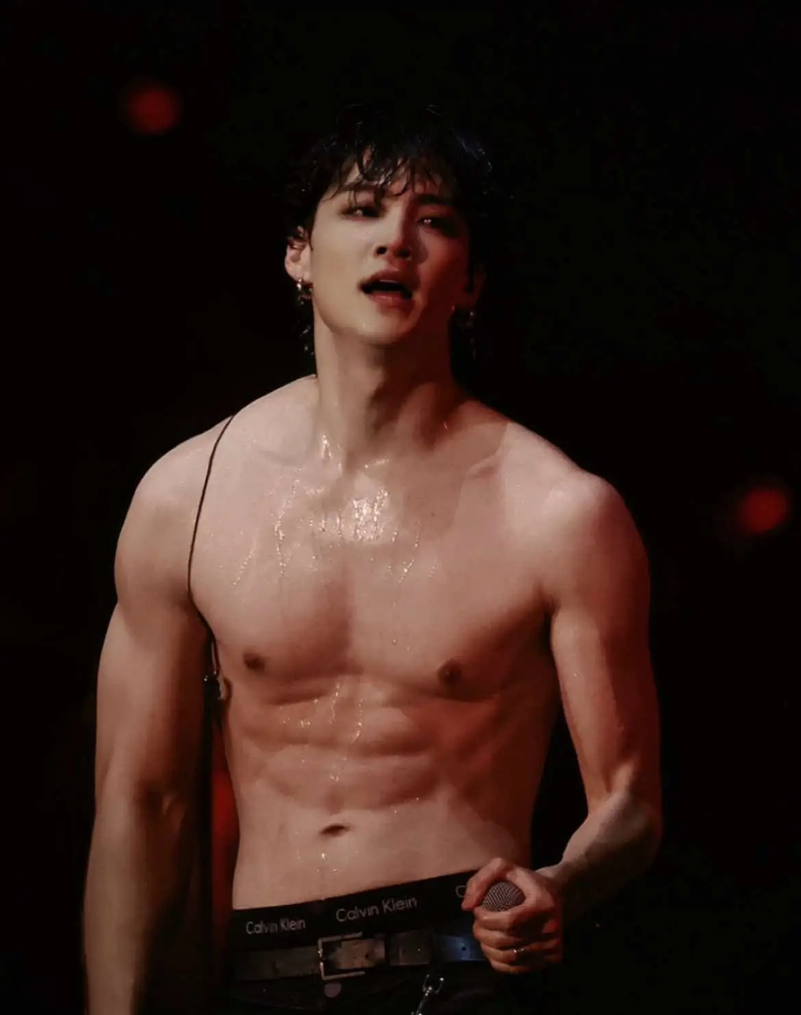 พิแจบอมเวอร์ชั่นร่างทอง เซ็กซี่และร้อนแรงที่สุด 🔥🔥🔥🔥🔥🔥🔥 #JAYB  #GOT7_NESTFESTinBKK #GOT7_NESTFEST #GOT7 #갓세븐 #NESTFEST