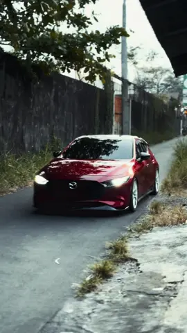 muter muter nyari wiper ilang 🤔 #mazda3hatchback  