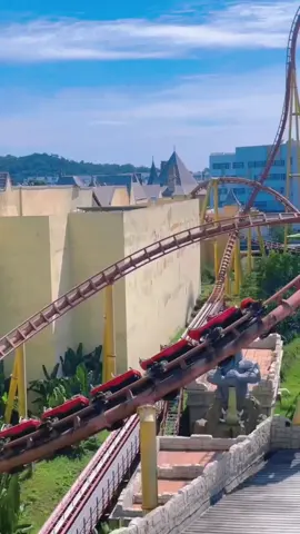 Tàu lượn với vận tốc 100km/h #GreenCreator #VinWonders #Vinpearl #VinpearlGolf #TuhaoVietNam #WonderSummer #fypシ゚ #xh #vinwondersphuquoc #camgiacmanh #tauluonsieutoc 