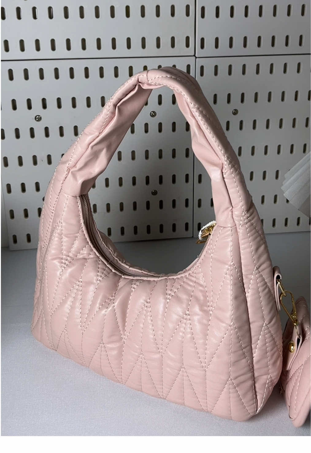 sino ba mag aakala na 160 pesos lang yan  #bag #affordablebag #foryoupage #fyp 