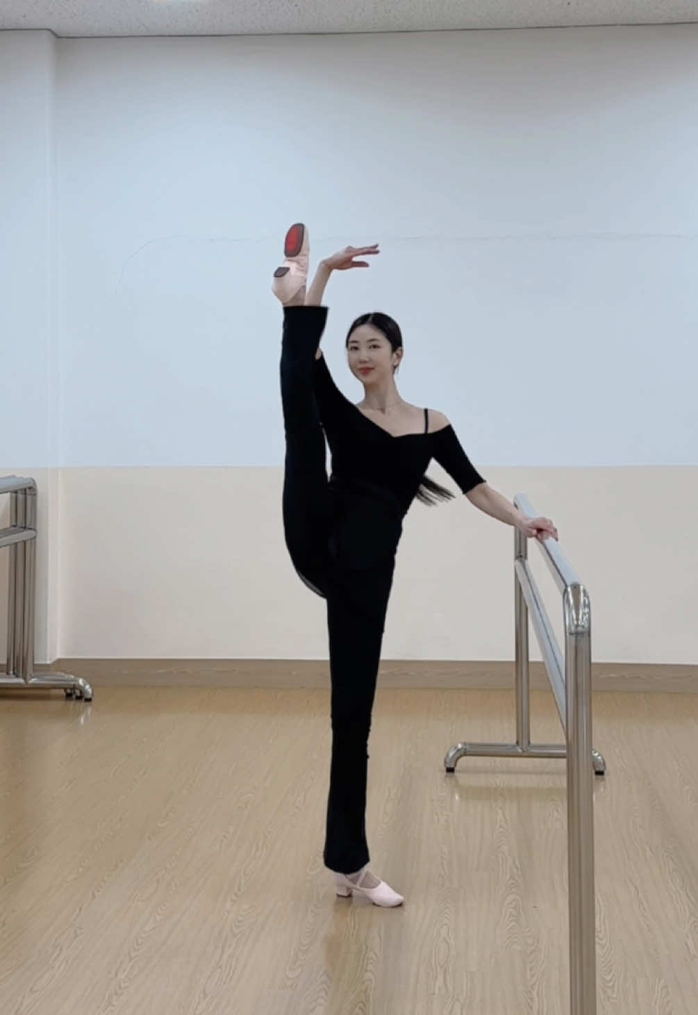 발레 챌린지는 빠질 수 없지 🩰 #ballet #hiplet #1999 #발레 #힙레 #nct발레 #nctballet #엔시티발레 #발레챌린지 #balletchallenge #seolhwa #설화 #설화꽃 