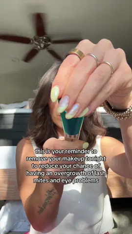 your late night reminder to remove your makeup tonight 🤍 #lashmites #mascara #mascararemoval #lashes #eyecaretips #eyehealth #styes 