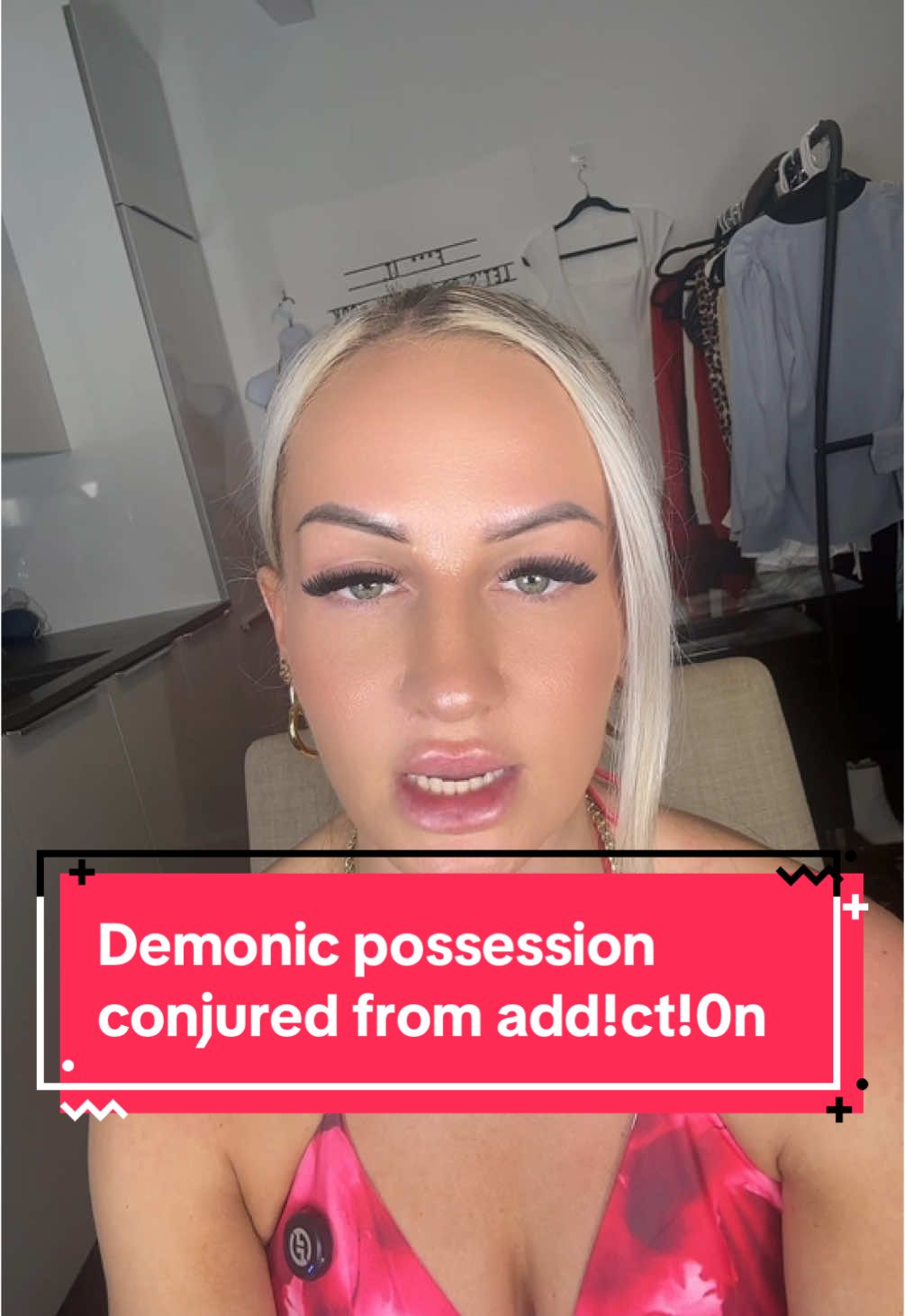 A story of girls personal account with a demon trying to possess her during & after she got clean from shmugs. #horrorstories #scarystories #possession 