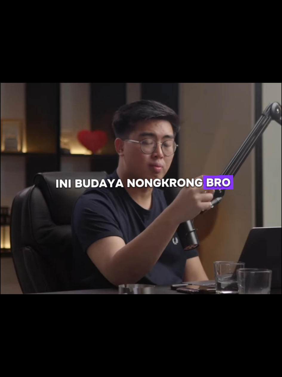 Ayo deh gais kurang-kurangin nongkrongnya kalo emang gak ada manfaatnya buat relasi, uang, dan pengetahuan lu 😔🤝 #timothyronald #akademicrypto #kalimasada   @Timothy Ronald @Kaka 