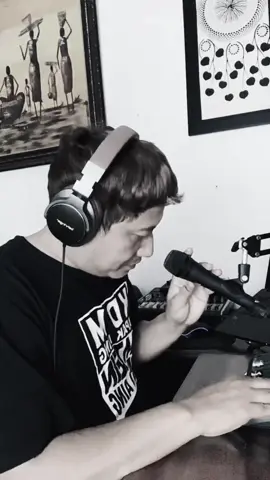 Kehilangan merupakan pengalaman yang sangat mendalam dan bisa mengguncang perasaan. Namun anda harus yakin jika mengalami kehilangan bukan berarti melupakan 