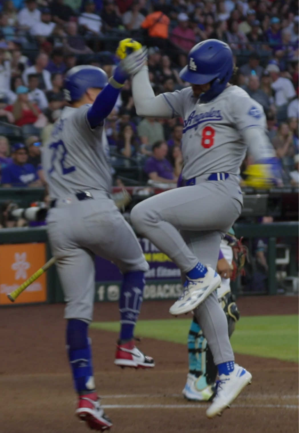 Kiké knew immediately. 😳 #dodgers #sports #losangeles 