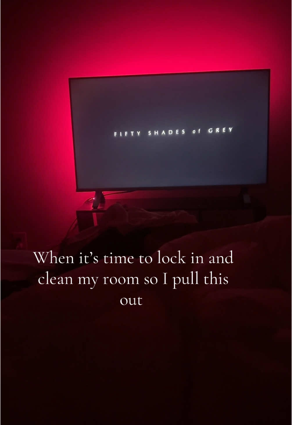 Only way I can clean my room tbh. It’s this or twilight #foryoupage #cleargenius #CleanTok #50shadesdarker #50shadesfreed #twilight 