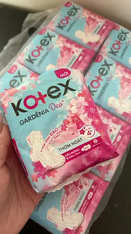 Kotex gardenia hương hoa anh đào #gardenia #kotexhoaanhdao #kotexgardenia #bvskotex #bangvesinhkotex #bangvesinh 
