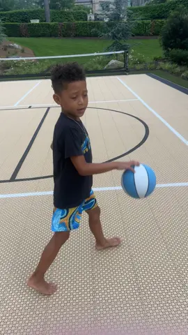 Jalen’s ready to go viral 🏀 #fyp #kidsoftiktok #basketball #trickshot #3pointer 