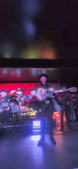 #concierto #sanjosecalifornia #grupoexterminador #fiesta #lomejor #elmeneito 