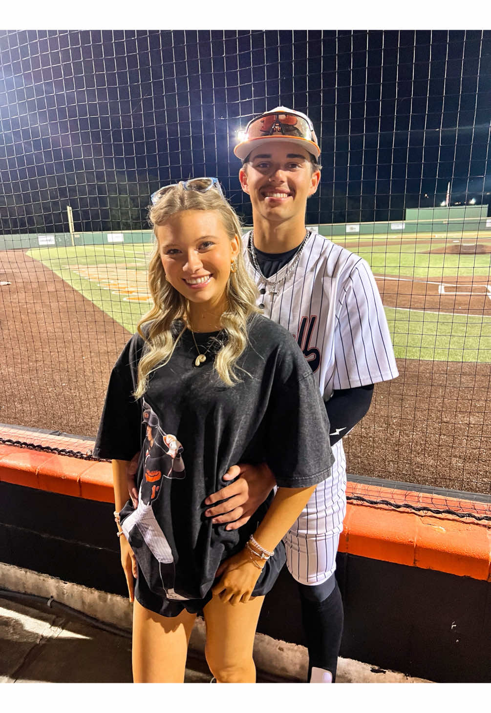 OOTG 🧡 #baseballgf #baseballszn #ootg #ootdinspo #Love #couplegoals 