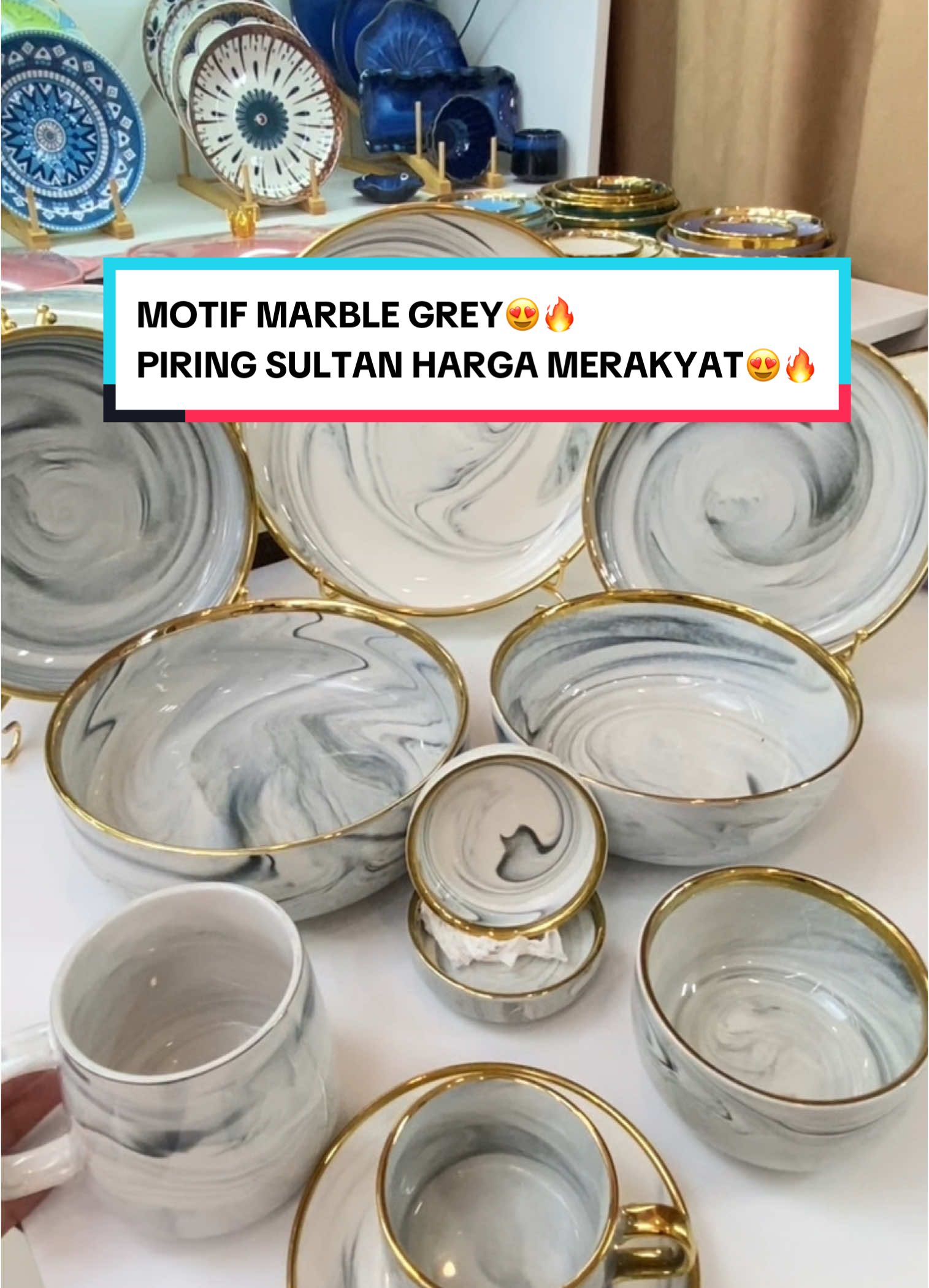 #guncang55sale #hcstoreid_ #hcstore #piringkeramik #yourdailytableware #piringcantik #mangkokkeramik #mangkoksultanmewah #piringmarble #piringsultan #trending #diskon #piringpromo 