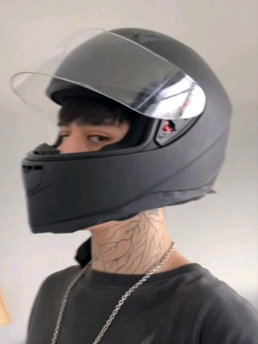 Mi nobio!.💘||Saquenme del flop.😰||#strangehuman #fypシ゚ #doritosflatlife #tiktokponmeenparatii #zxycbaシ #fakebody #strangehuman 