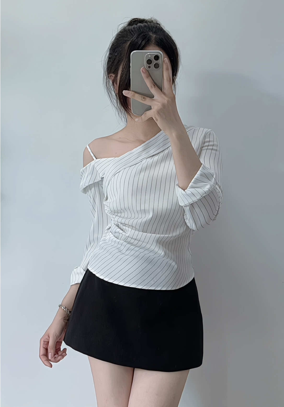 Áo sơ mi trễ vai #aosomi #somi #aotrevai #xuhuong 