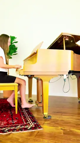 A little rough but played this by memory 🥲🥲🥲 hope you enjoy! #piano #classicalpiano #thephantomoftheopera #musicofthenight @Andrew Lloyd Webber Musicals @Phantom of the Opera 