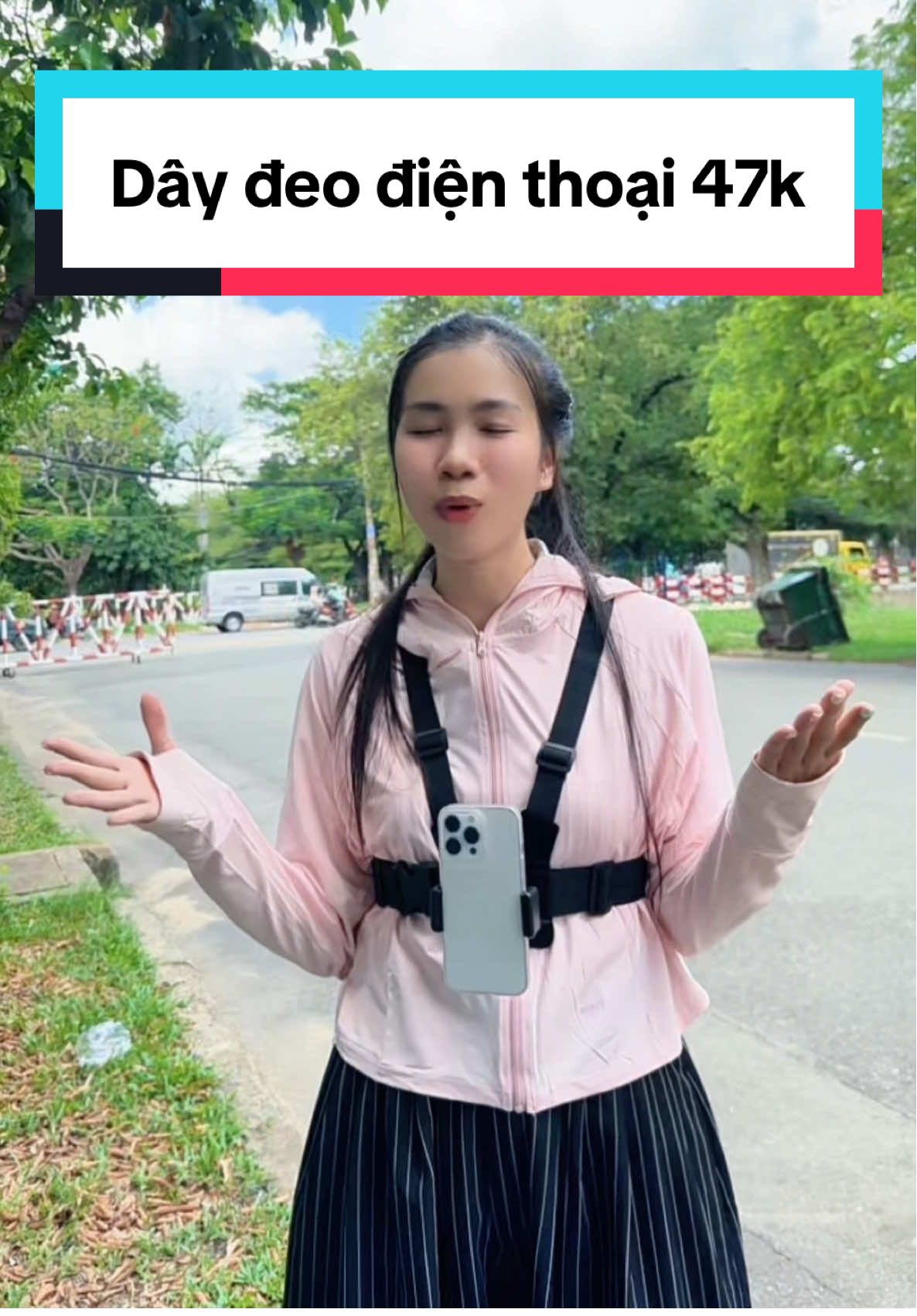 Dây đeo điện thoại dùng làm camera hành trình, quay dọc quay ngang đều được 😍😍😍 #shopphuot167 #daydeodienthoai #daydeocamera #daydeodienthoaitruocnguc #camerahanhtrinh 
