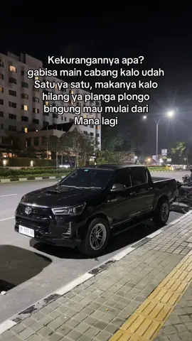 Kasus men  #parkirajaganteng #secondchoice #hilux4x4 