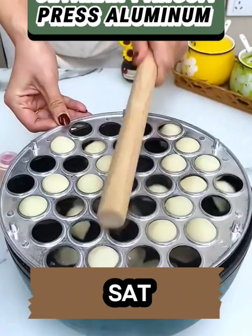 Cetakan Pangsit Press Aluminium 🥰 Bisa bikin 37 pangsit sekali cetak.  hemat waktu dan duit juga pastinya! #cetakanpangsit #cetakandumpling #cetakanpressadonanpangsit #cetakanpresskulitpangsit #dumplingmakingtool #dumplingmaker #cetakanadonanpangsit 