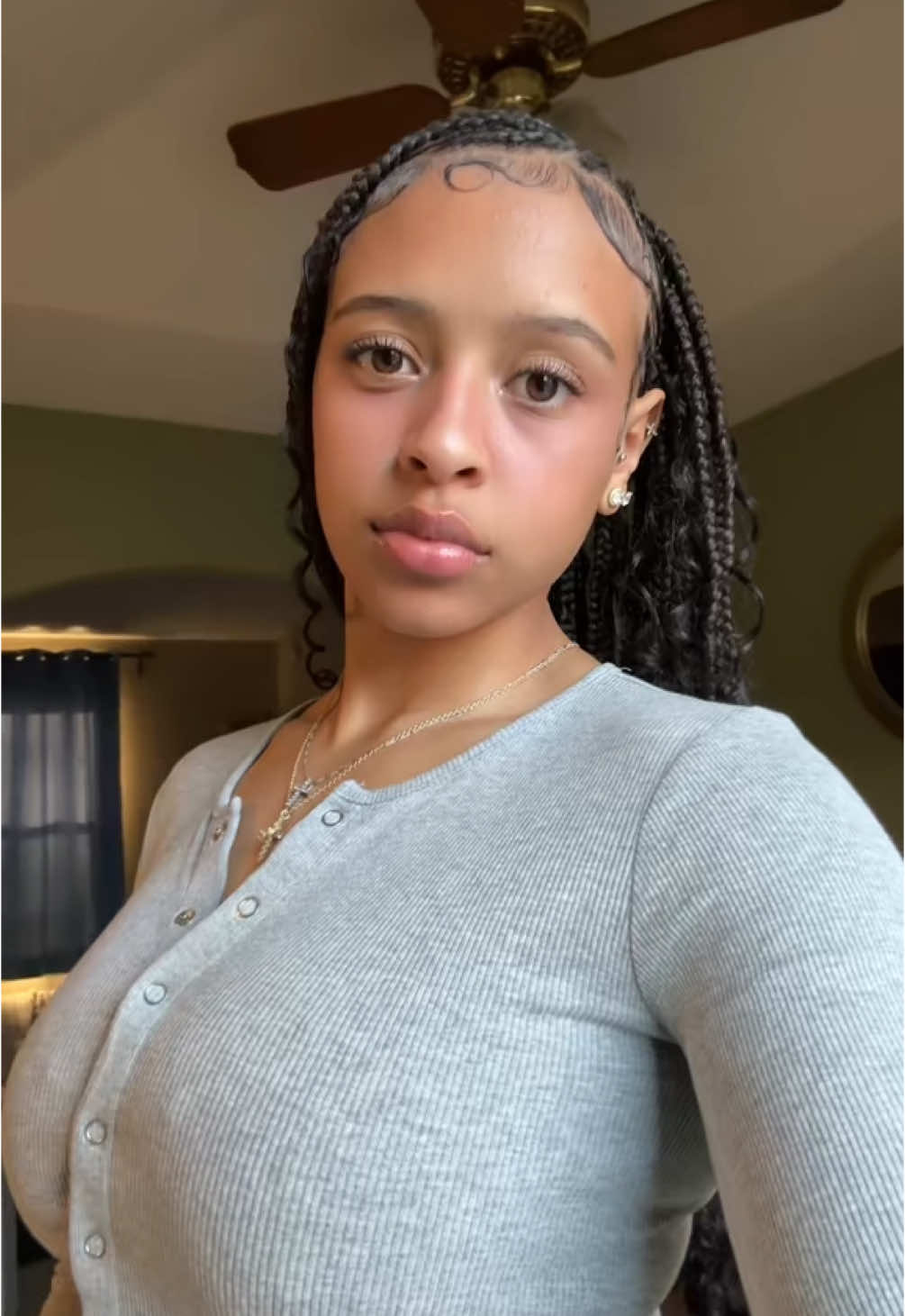 but here I am💁🏽‍♀️ #fyp #tiktok #Lifestyle #mileycyrus #aesthetic #braids #fulanibraids #lightskin 