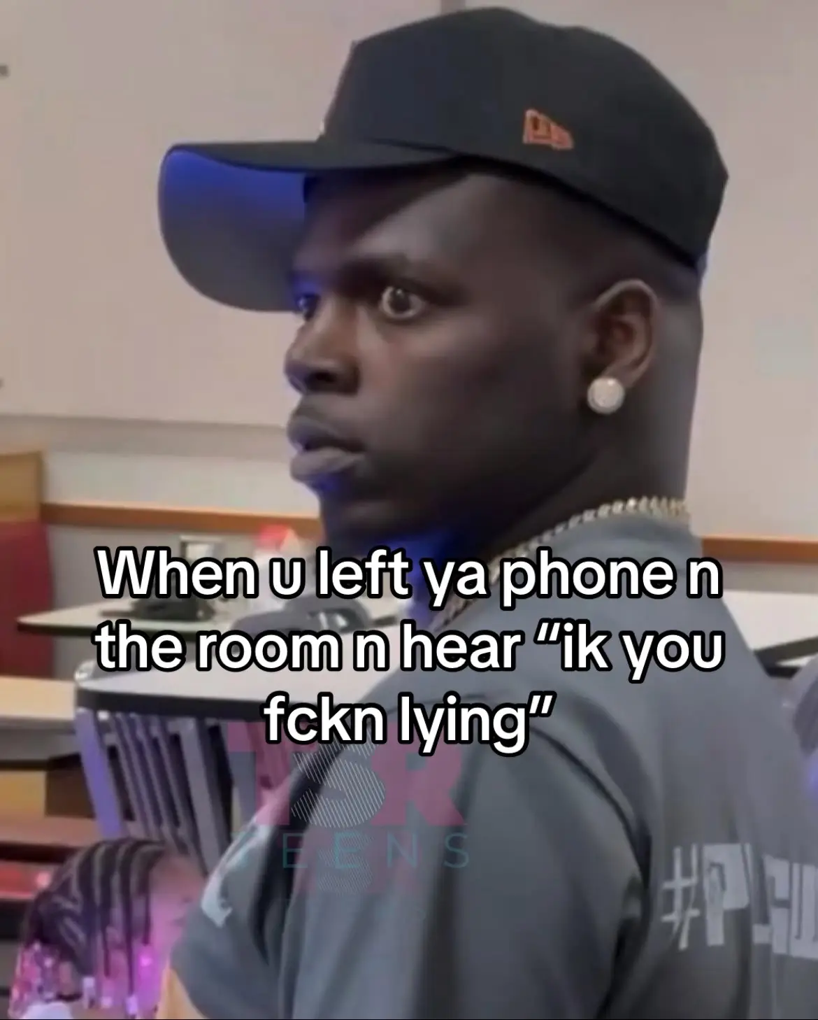 😂 