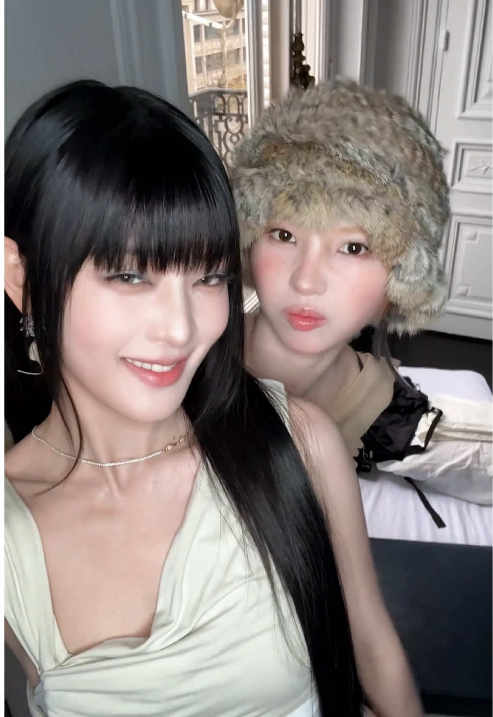 You got a better better girlfriend 🐱🐹 #아이들 #idle #민니 #MINNIE #소연 #SOYEON #We_are #Girlfriend