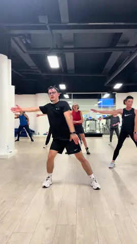 La douceur, c’est pas grand-chose… mais parfois, ça change tout. #Freestyle #Fitness #Lia #Aero #Aerodance 