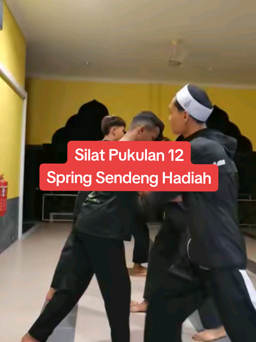 Latihan silat mingguan Silat Pukulan 12 Spring Sendeng Hadiah #sarawak #training #selfdefense #martialarts #silatmalaysia #silat #Fitness #silatolahraga 