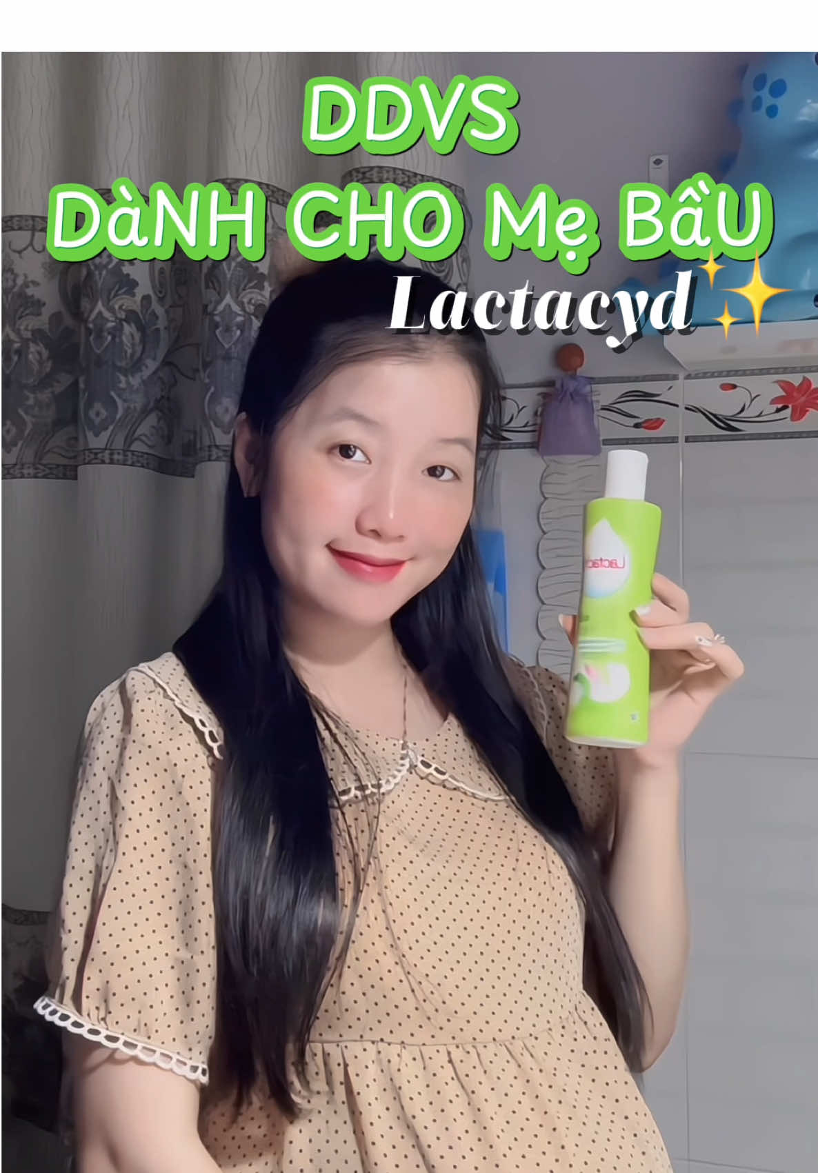 Dùng gì để vùng kín sạch thơm mà không lo kích ứng? Mẹ bầu, mẹ bỉm nên thử ngay Lactacyd Odor Fresh – được chính chị Hà Linh review khen hết lời! Chiết xuất lá trầu không & hoa hồng, ngăn mùi cả ngày, dịu nhẹ cho da nhạy cảm. An toàn – thơm tho – dễ chịu mỗi ngày! Dùng 1 lần là mê, mẹ bầu mẹ bỉm chốt liền tay nha!  #dungdichvesinh #lactacyd #mebau #mebim #sachthom #xuhuong #giadinhembethovashin #chithoemshin #viral #mebimsua 