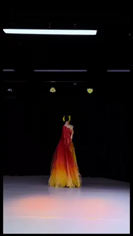 Hoa.gian.tửu - Trừng Hải Bá Bá, Orange, River | 《花.间.酒》澄海伯伯、超级橘子 Hot douyin #muacotrangtrungquoc#muacotrangtrungquochọcmúa #Douyintrean #viral???tiktok #múacổtrang #múacổtrangtrungquốc #múa_cổ_trang #muacotranghoangữ 