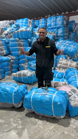 New stock just in! Don’t miss out on these bales! We have ladies, men’s and ano. Our locations are 31 Van Wyk Road Brentwood Park . 97 Princess Avenue Benoni CBD, 79 Pretoria road kempton park CBD. 29 5th Avenue springs Cbd. We courier bales nationwide! #overcoats #southafrica #coatcorner #wholesale #winter 