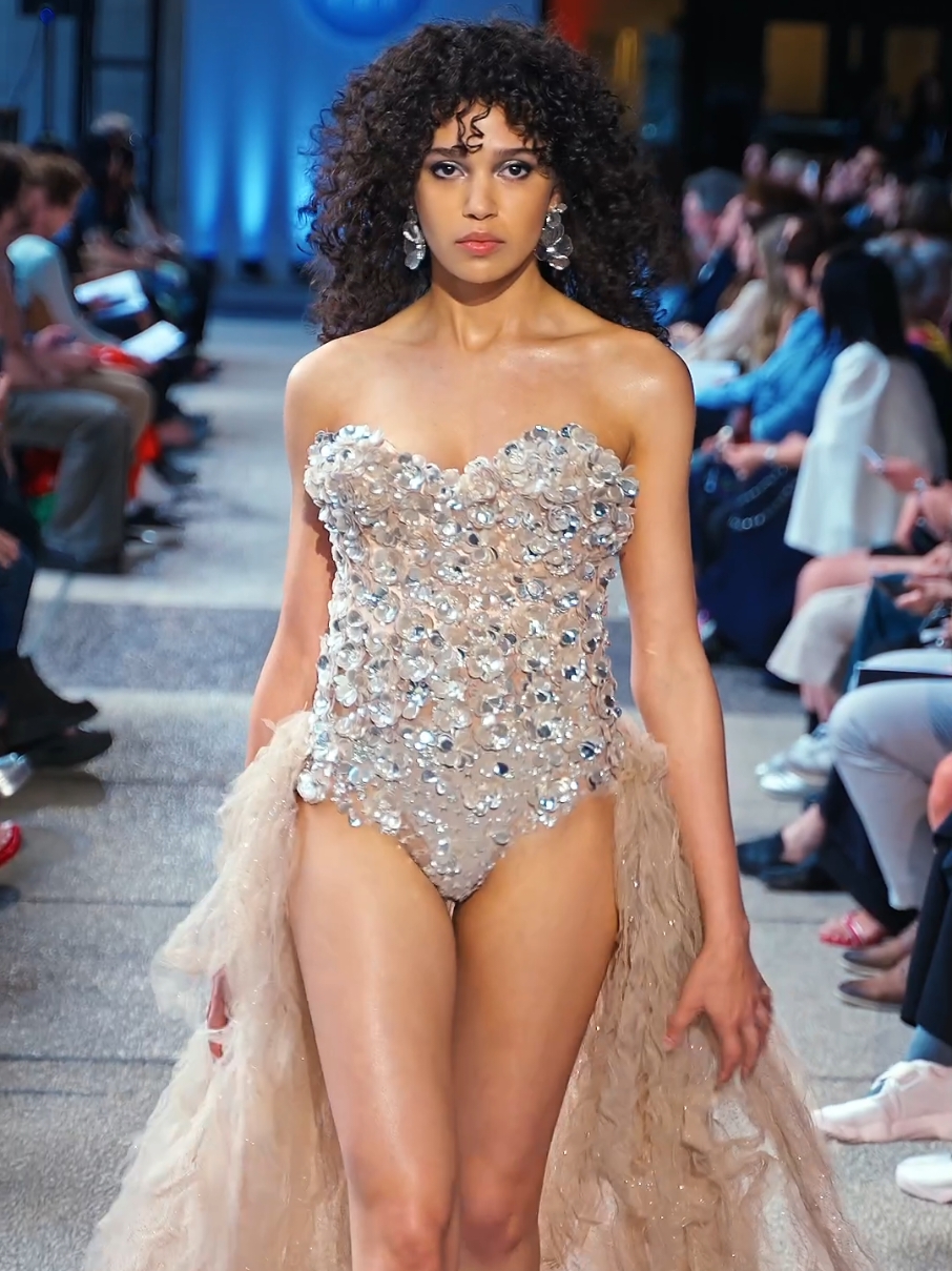 next generation of designers and creators 💫 #filmmaking #videocreator #fitfutureoffashion #fitnyc #fitfashionshow #macys #dior #Runway #model 