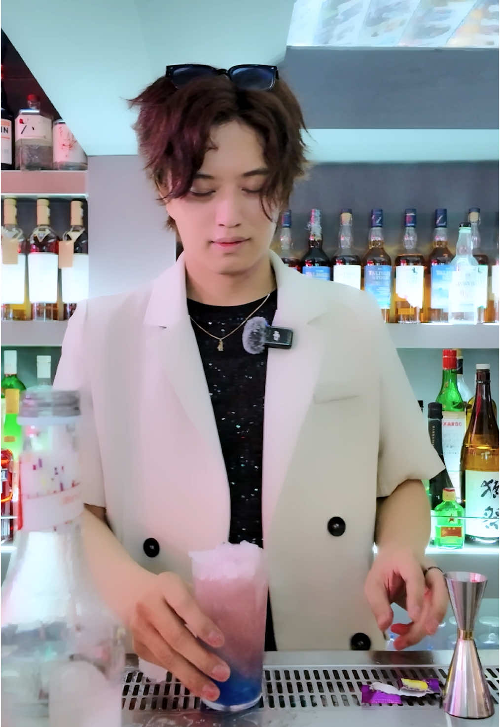 世界が注目する特撮カクテルを作る男　#井上正大 #inouemasahiro #short #バーテンダー #カクテル #バー #カクテル作り #パフォーマンス 