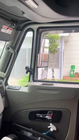 Tranh thủ vào ko lại nghỉ hè