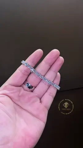 💎Lắc tay Tennis Chain vàng trắng 750, đính đá Moissanite nhân tạo 4.5mm. Đã hoàn thiện xong cho em trai ở Đà nẵng. Tài chính dưới 80 củ thì anh em đeo mẫu này đúng đẹp và đỉnh luôn👍 #buônmathuột #daklak47 #xuhuong2025 #viral #Au750 #fyb #hottrend #trangsuc #jewelry #luxurydiamond #trend 