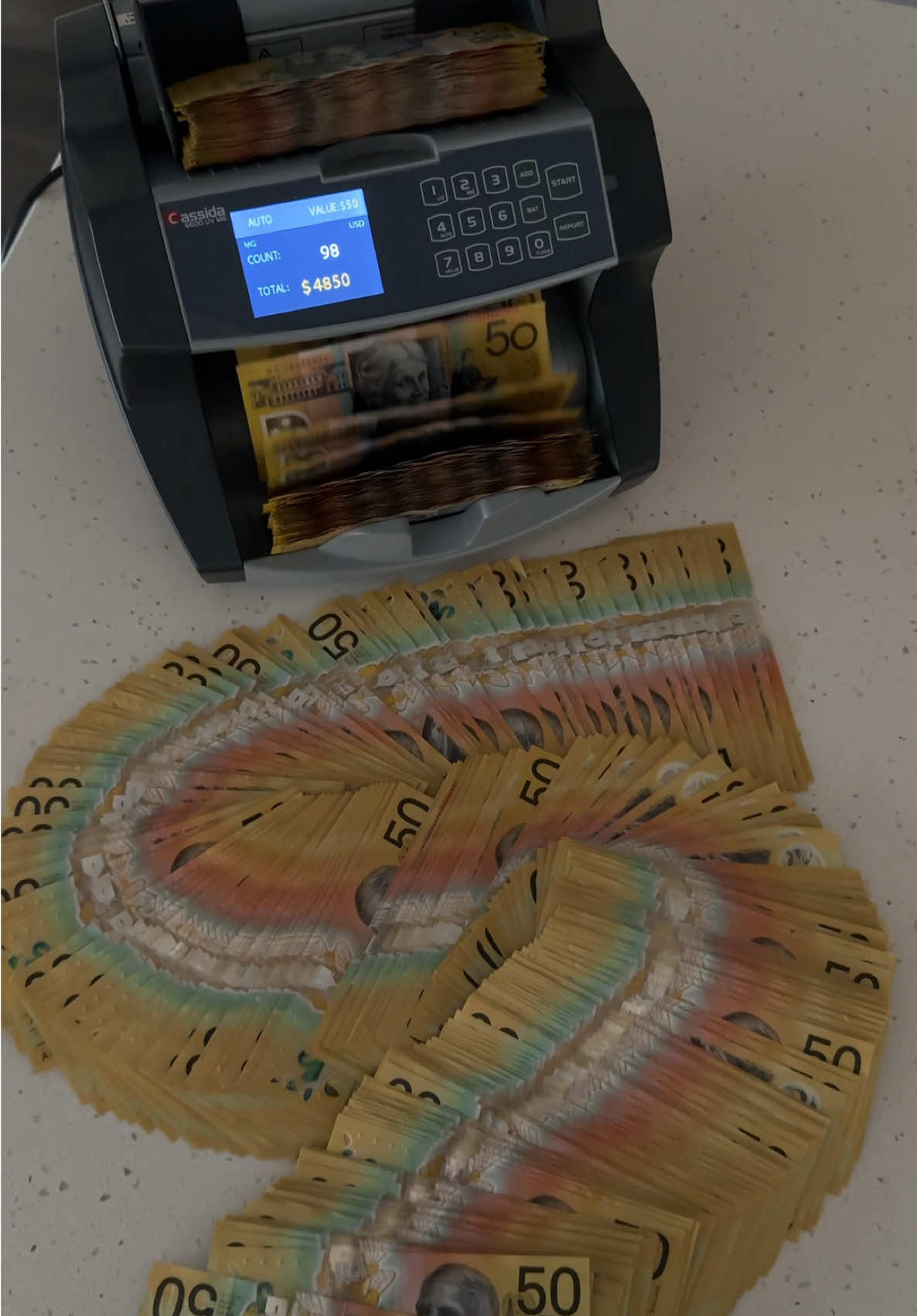 I’m back #fyp #australia #money 