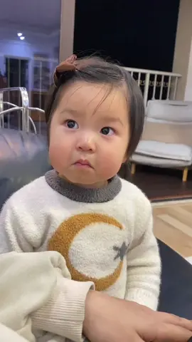 lucunya adik nahan nangis#baozhu #baby #pearl #funny #funnybaby #fypage #fypシ゚ 
