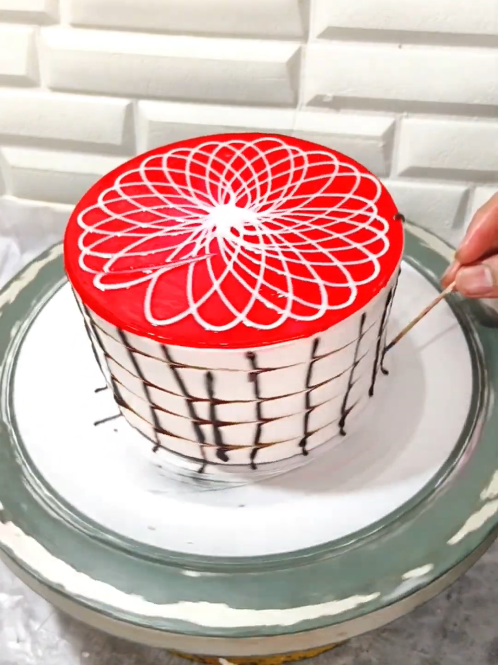 Strawberry Cake New Design #treanding #cakedecorating #design #viral_video #cakedecoratingvideo #yummyfood #fürdich 