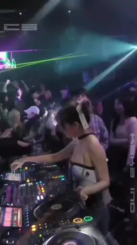 TIA MONICA Gacor Bass Drop #prengkygantay  #prengkygantayremix  #remixsound🔊  #bassgacor🔊  #remixfullbass🔊 