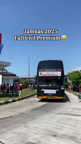Jamnas 14 Madiun 🤩🤩 #bmcwilisraya #jamnasbusmaniacomunity #mtrans #harapanjaya #harapanjayabus #sinarjaya #sinarjayagroup #nusantara #bisjatim #busmalamcepat #sumberselamat🐬 #MasAl29 