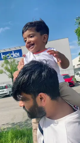 #daddy #iloveyou #hussain #warraich #fatherson #babba ♥️♥️@Noman Warraich 