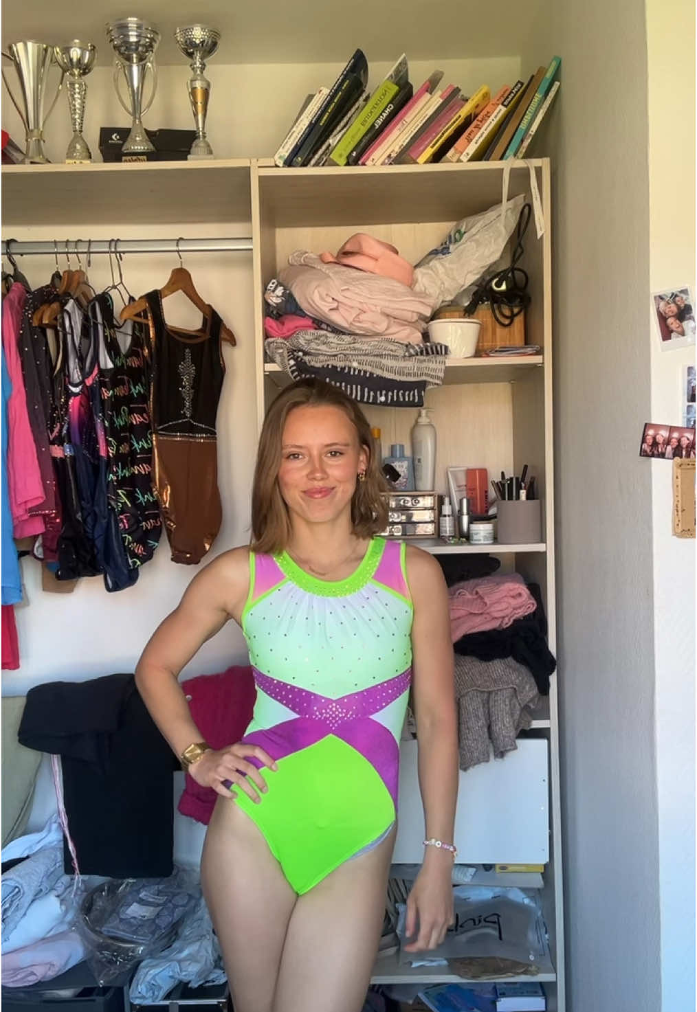 Tu préfères lequel ? ✨💕 Ils viennent tous de chez @Pink Leisurewear (code: EMELINE10)  #gym #gymnaste #gymnastique #gymnastics #GymLifestyle #lifestyleblogger #pinkleisurewear  