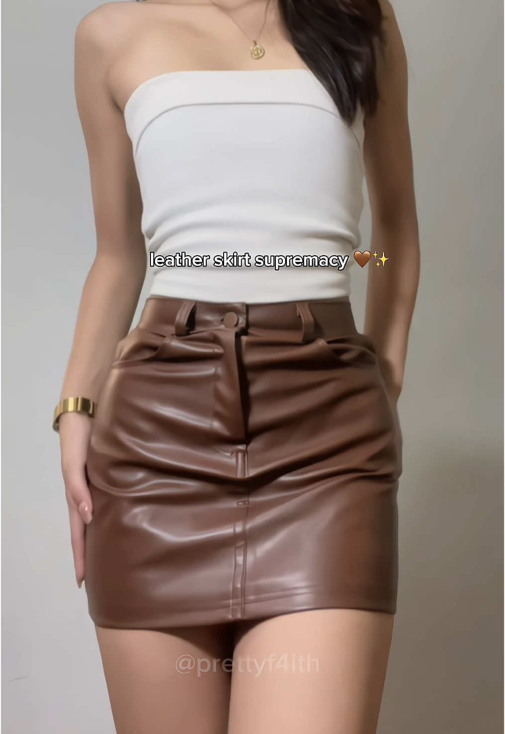 the quality is givinggg!🤎 #fyp #skirt #leatherskirt #outfit #miniskirt #skirtrecommendations #foryou 
