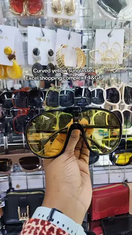 -Curved sunglasses  -Excel shopping complex F4&G6  #katiescloset1 #sunglasses #sunnies #sun #jewelry #Summer #glasses #smallbusinessowner 