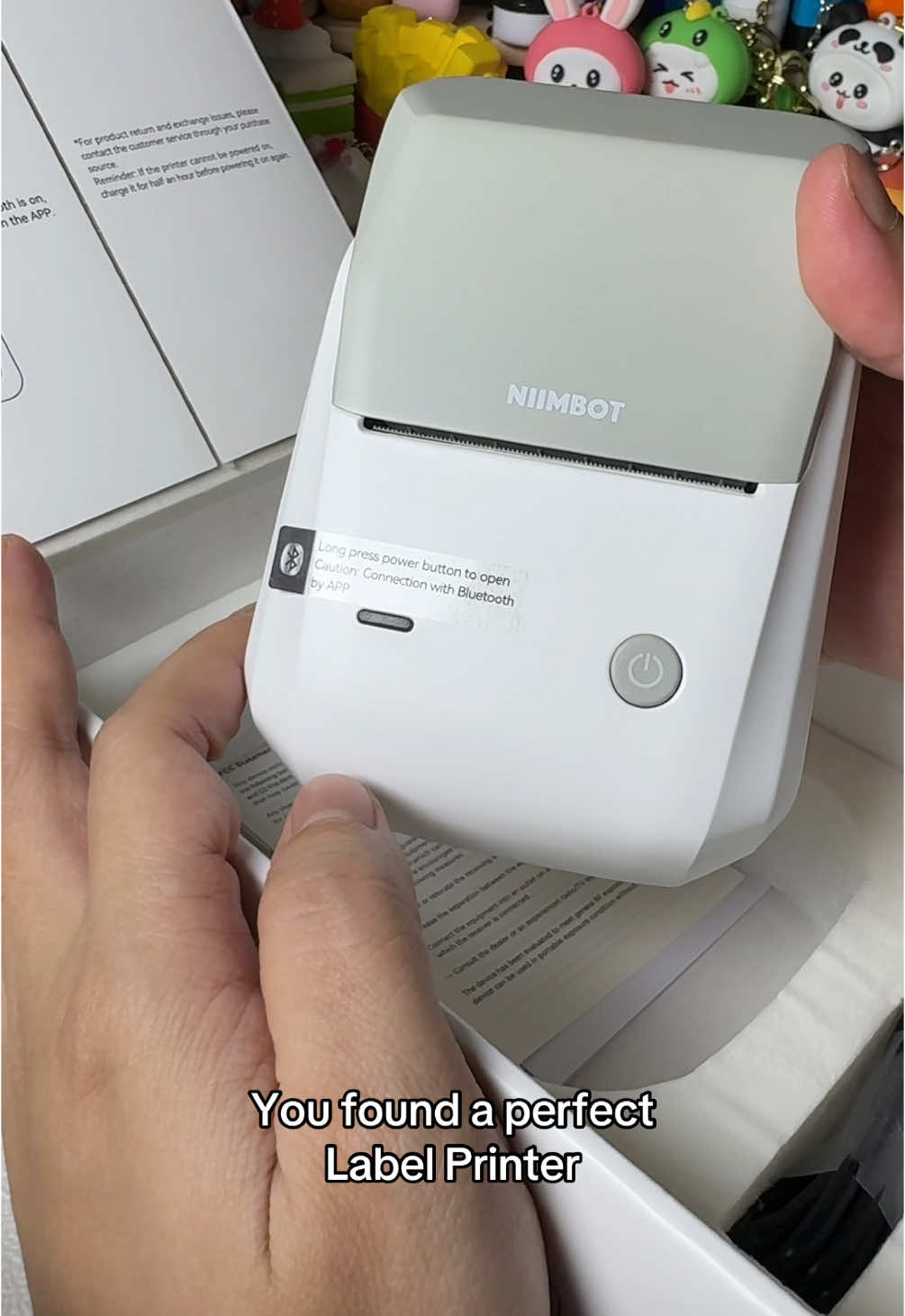 Lepasni dah tak payah order sticker sebab semua dah boleh print dalam 1 label printer ni! Memang function! Setiap rumah wajib ada 1! Yg mana sejenis yg suka semuanya organize memang perfect untuk ada label printer ni tau! Nk tengok apa je boleh print dgn printer ni? #niimbotlabelprinter #labelprinter 