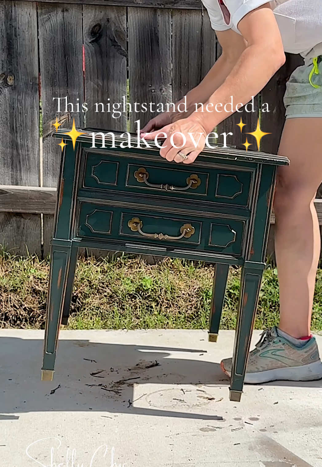 Love or hate this furniture flip? Loved this bedside table, but the bad paint job had to go.  #DIY #diyprojectideas #upcycledfurniture #furnituremakeover #beforeandafterfurniture #diyfurnituremakeover 