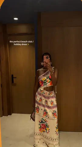 Perfect holiday dress 💗💛💚❤️🧡 #holidayfashion #outfitinspo #ibiza #ibizaoutfits #summerdress #summerstyle #holidayoutfit #springstyle #summerstyle #beachcluboutfit #beachdress #riverisland #riverislanddress 