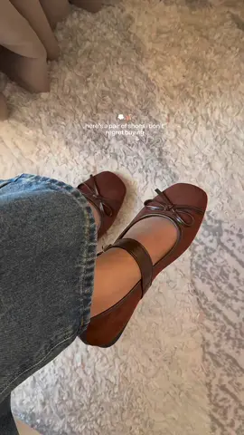 brown ballet flats pretty 🩰💫 #flatshoes #shoes #flats #balletflats #balletshoes #shoesrecommendation #footwear #fyp #trending #tiktokfinds 