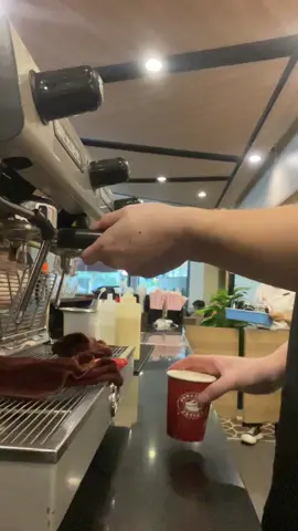 Day 770 ở Hai Lừn: Espresso Highlands #xuhuong #HighLandsCoffee #TuHaoTinhHoaCafeViet #TinhHoaHighlands #LifeaHighlads 