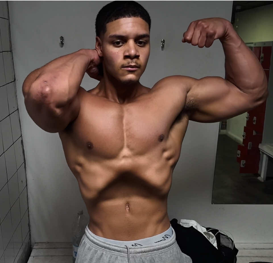 We love dark soprano audios. #tonysoprano #thesopranos #gym #GymTok #motivation 